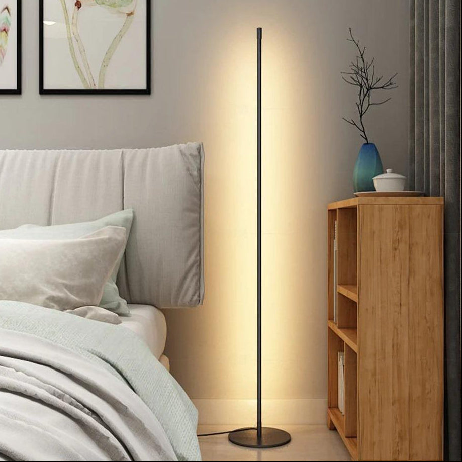 Dahlia | Modern Elegant LED Floor Lamp for Living Room Decor 1