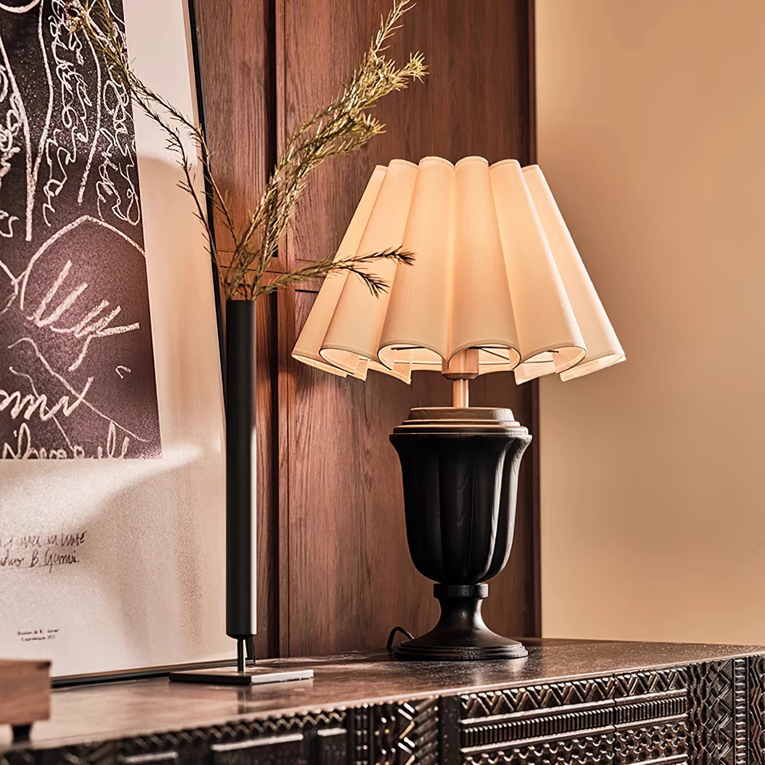 Florence Tulip | Vintage Elegant Table Lamp for Bedroom or Living Room 2