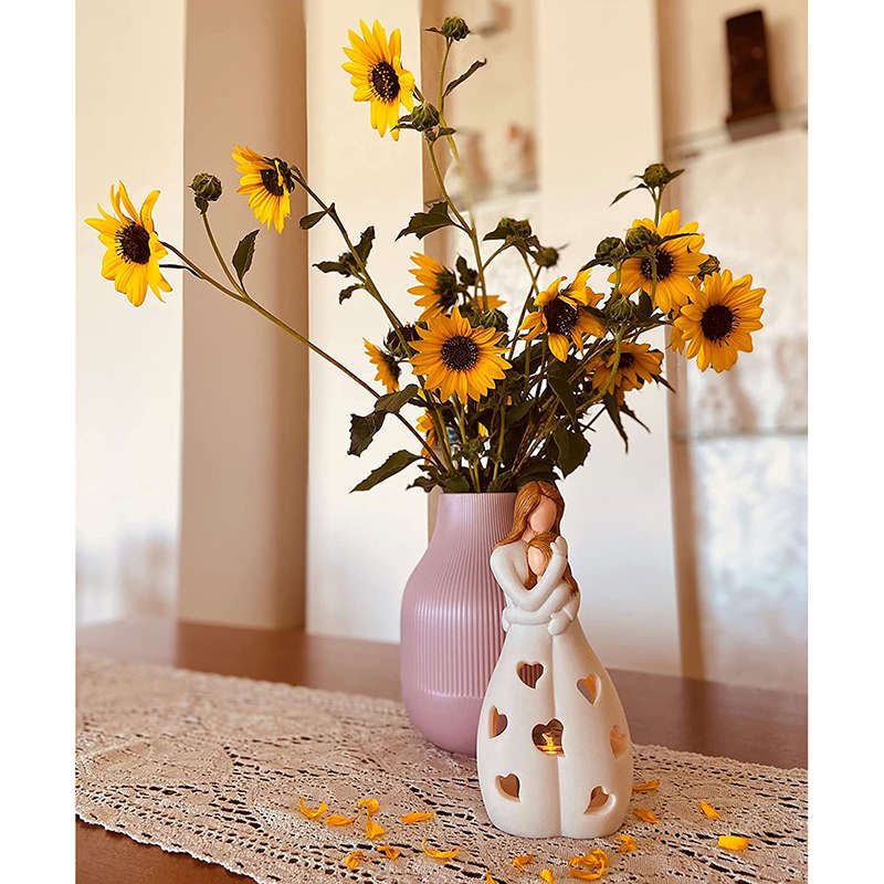 HeartGlow | Charming Elegant LED Table Lamp for Romantic Ambiance 7