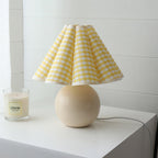 Kicsi Pleated | Elegant Vintage Ceramic Table Lamp for Cozy Ambiance 0