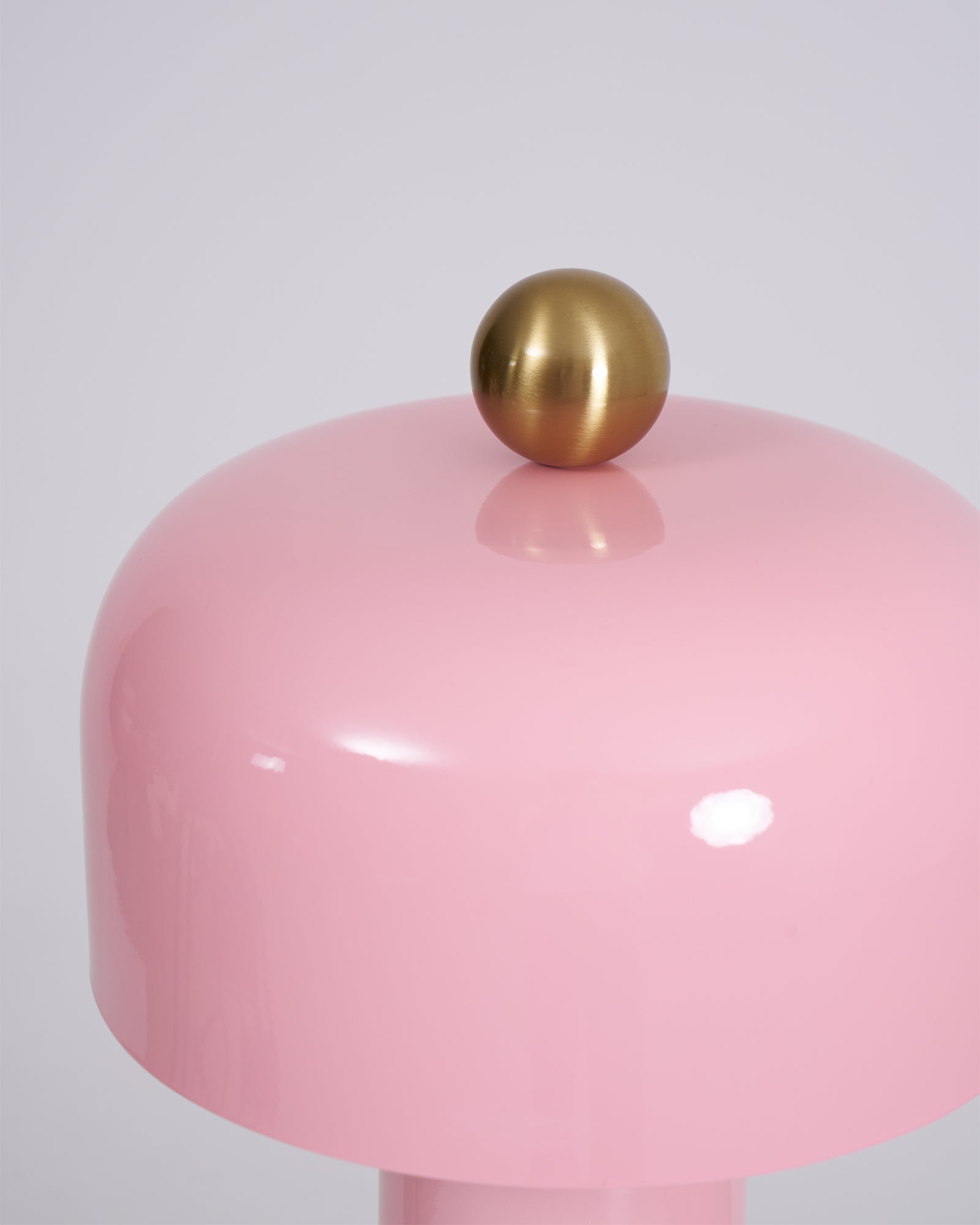 Lulu | Stylish Elegant Colorful Table Lamp for Living Room or Bedroom 8