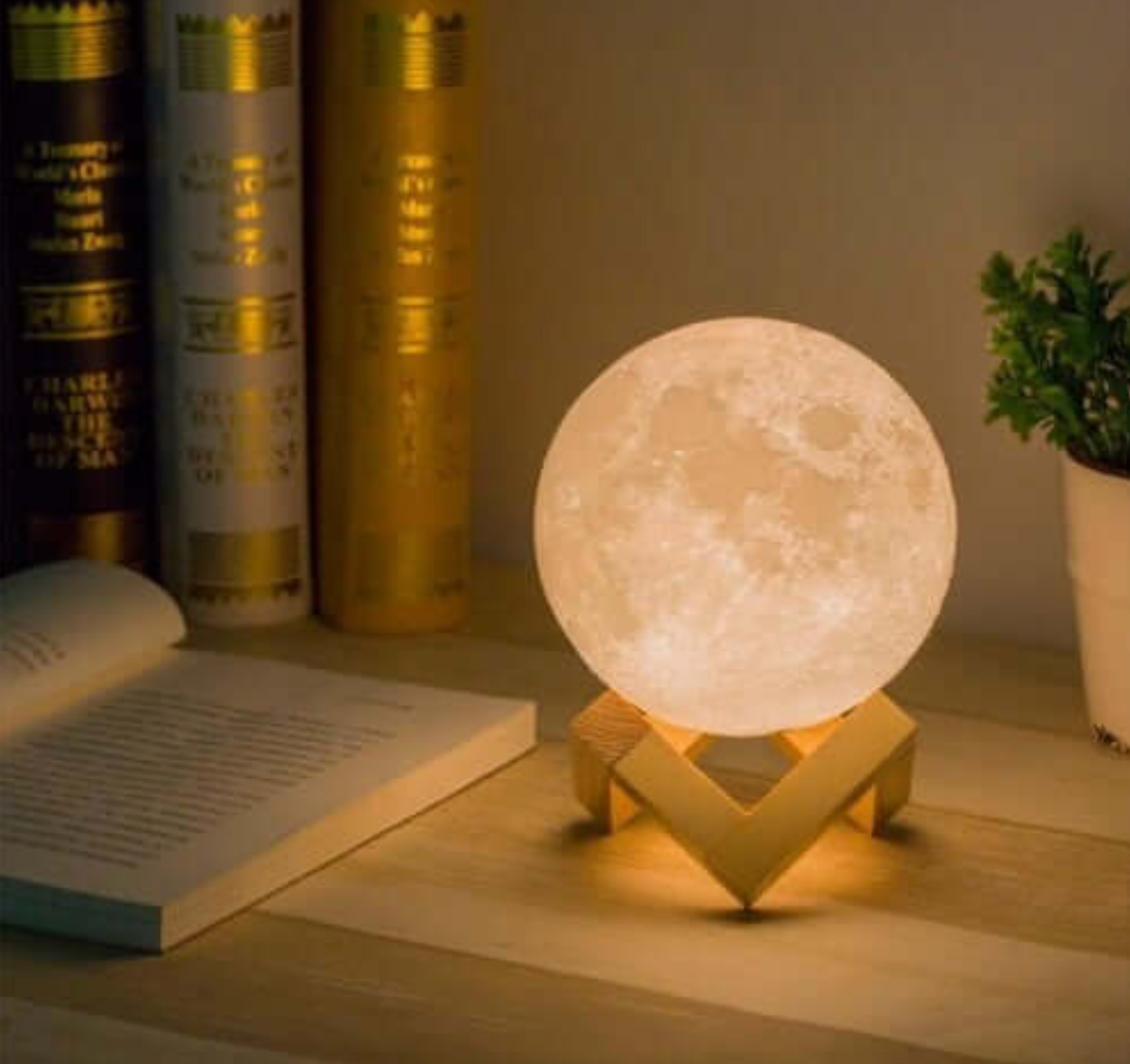 Lunara | Enchanting Cordless LED Moon Table Lamp with Remote Control 1
