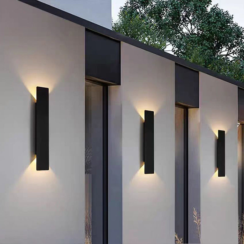 Milo Outdoor Wall Light | Modern Linear Design, Waterproof IP65 - 3