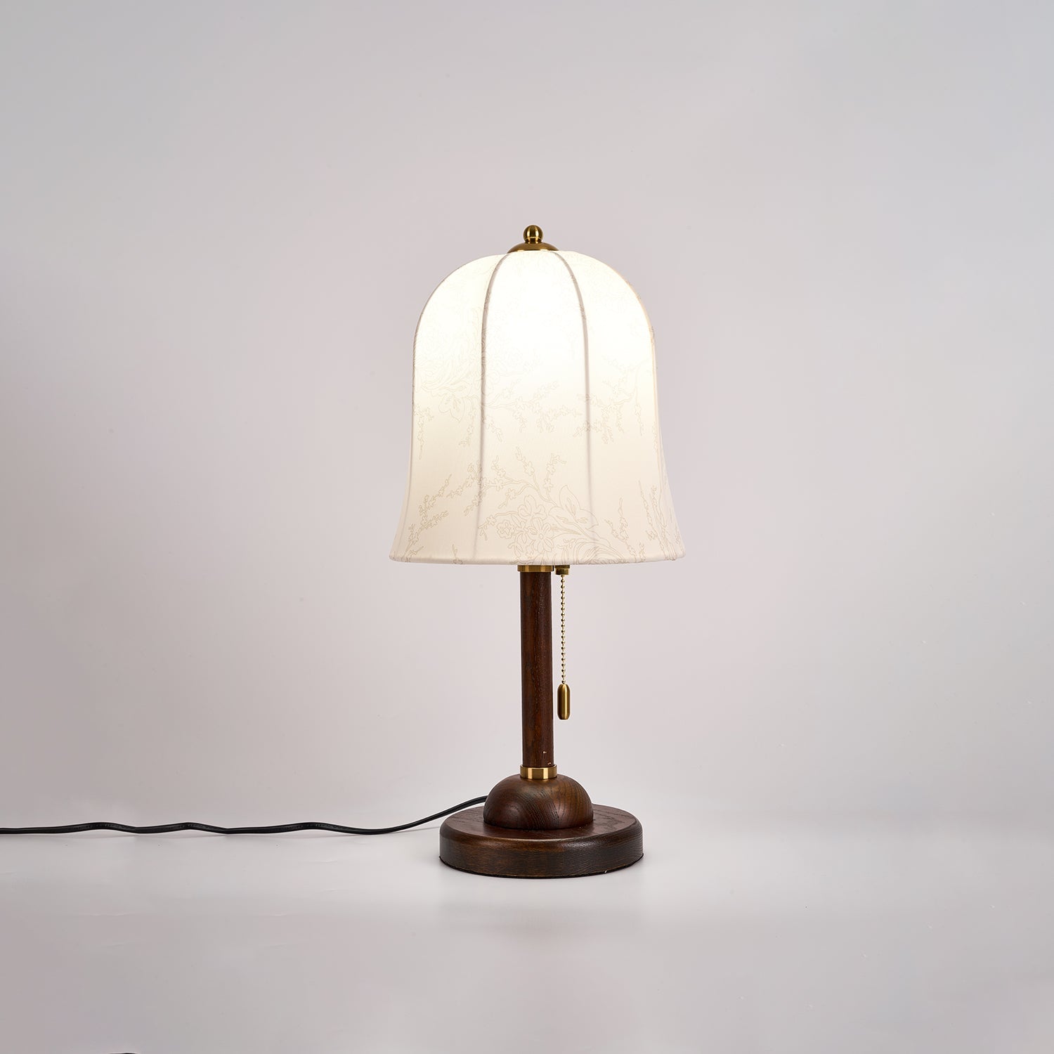 Regalwood | Elegant Wooden Table Lamp for Bedside or Living Room 3