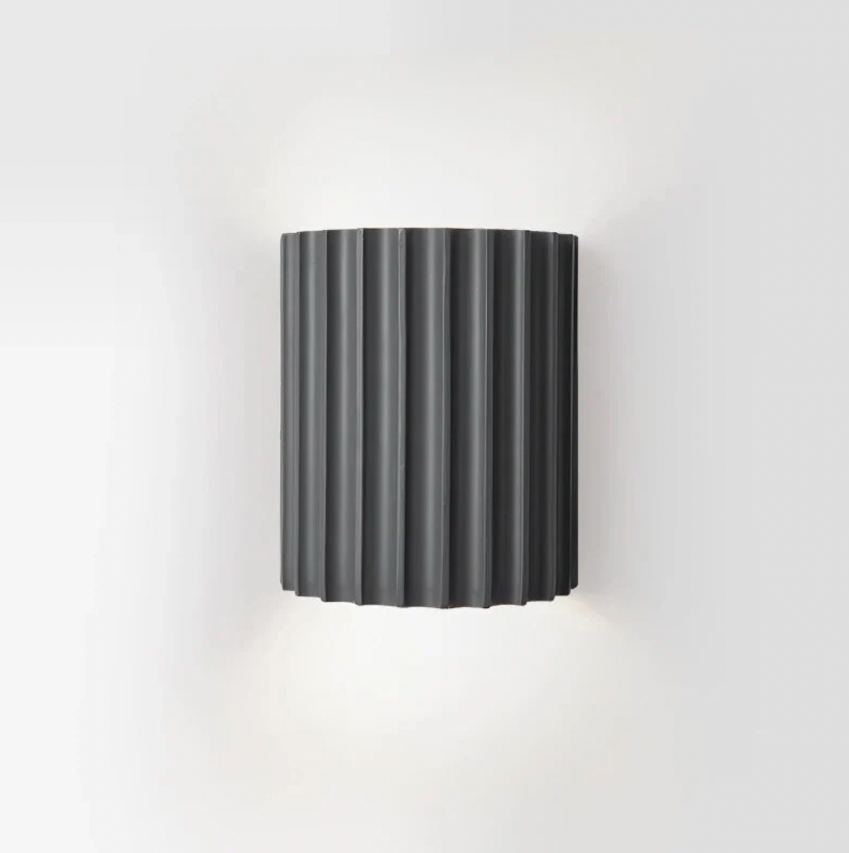 ResinGlow | Modern Elegant LED Wall Light Fixture for Contemporary Spaces 5