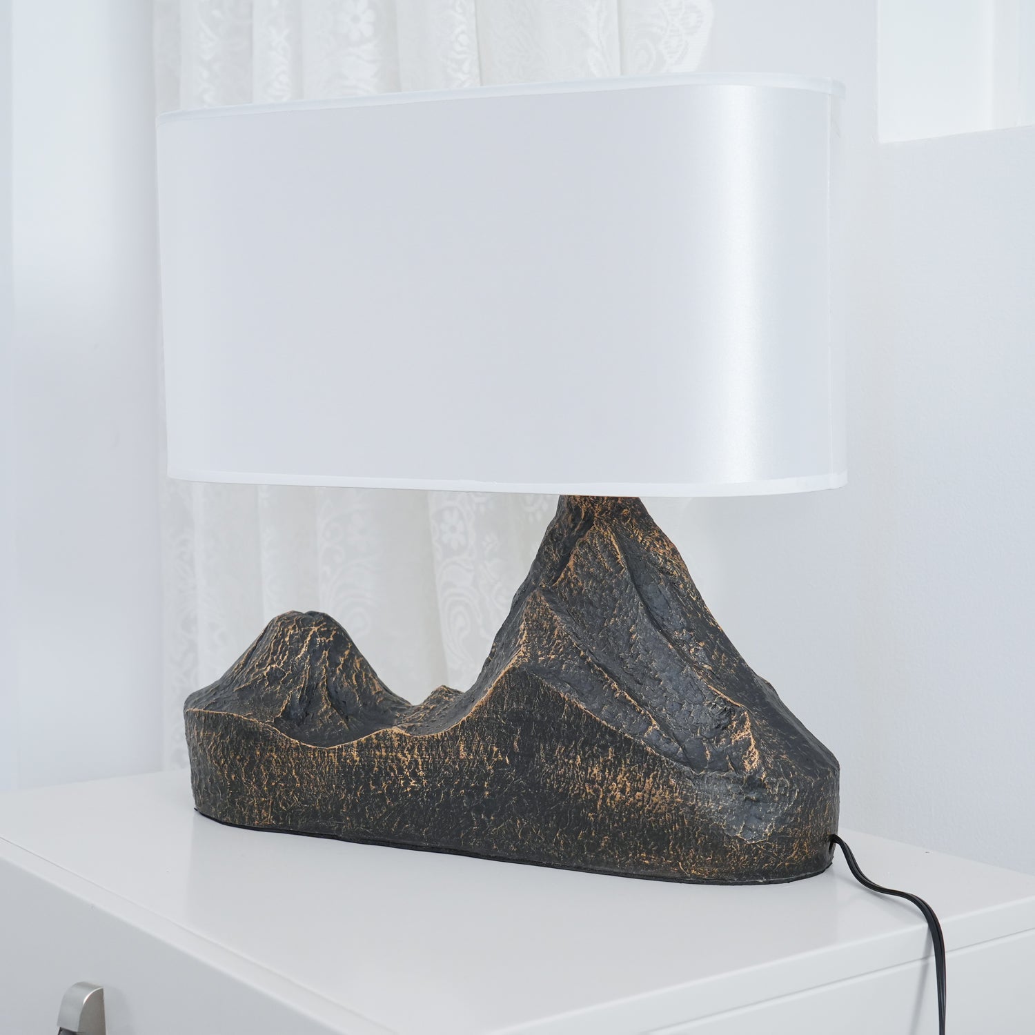 TerraGlow | Elegant Artistic Resin Table Lamp for Living Room Decor 8
