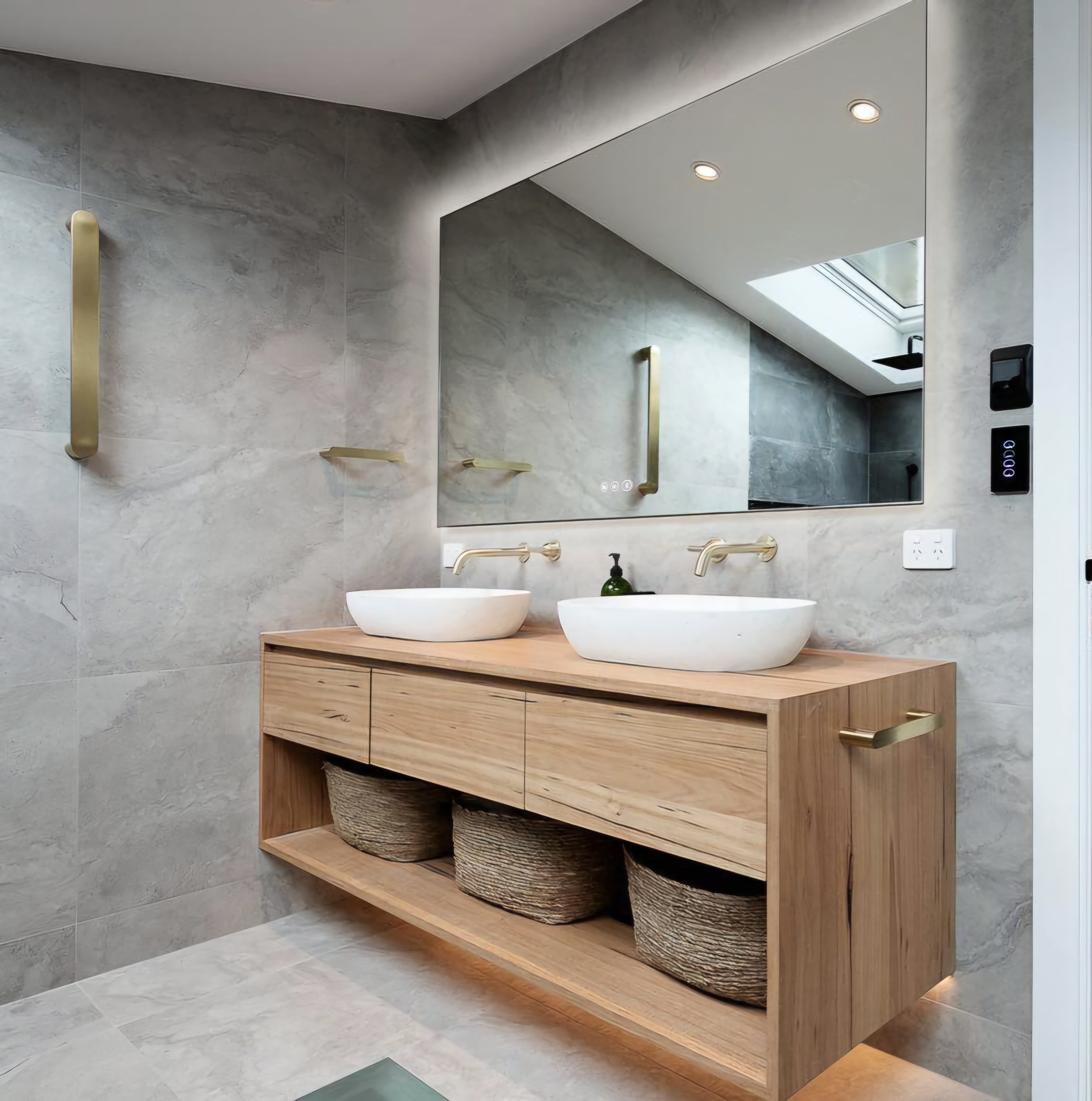 Venetian Glow | Elegant Smart LED Bathroom Mirror with Bluetooth Lights 0